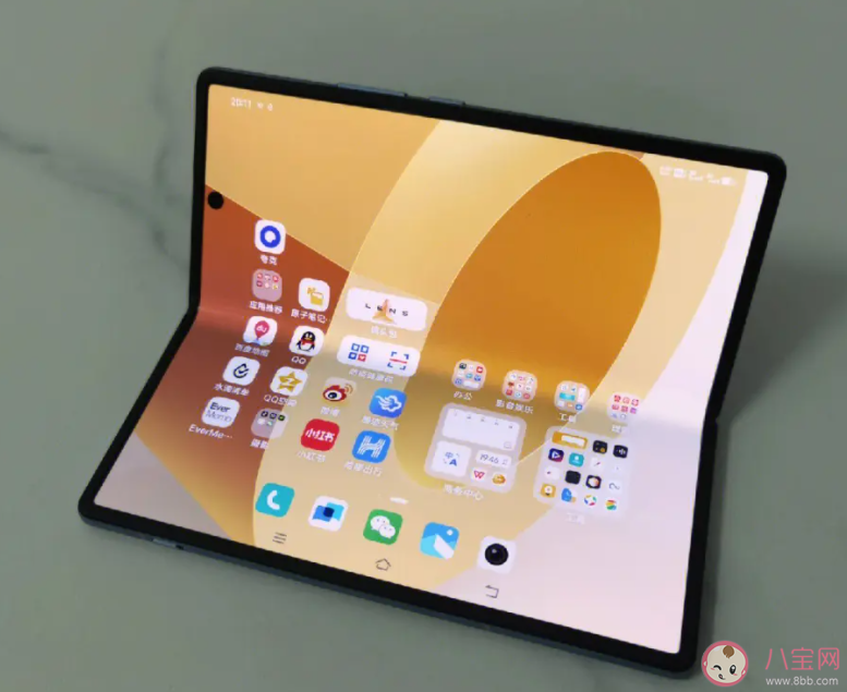 折叠屏一折遮三丑的时代已经过去了吗 折叠屏手机具备哪些特性你会考虑购买 折叠屏一折遮三丑的时代已经过去了吗 折叠屏手机具备哪些特性你会考虑购买