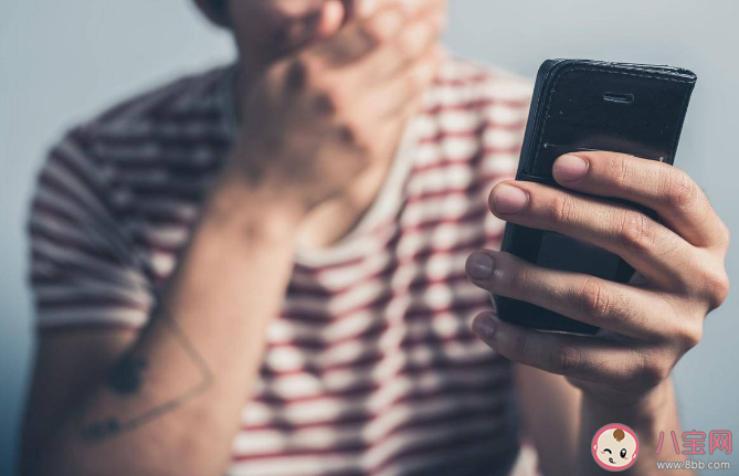 如何看待亲密关系中的委屈感 在爱情中经常委屈自己会有什么影响 如何看待亲密关系中的委屈感 在爱情中经常委屈自己会有什么影响