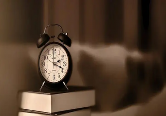 到底几点醒来算早醒 早醒真的对身体好吗