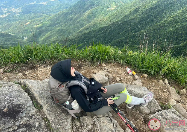 无痛爬山为何引争议 你会选择坐电梯爬山吗