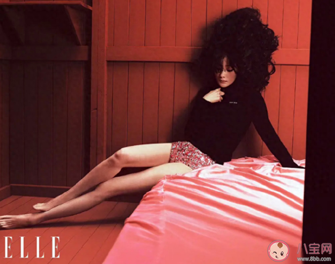 MiuMiu钻石内裤多少钱 miumiu钻石内裤是外穿还是内穿 MiuMiu钻石内裤多少钱 miumiu钻石内裤是外穿还是内穿