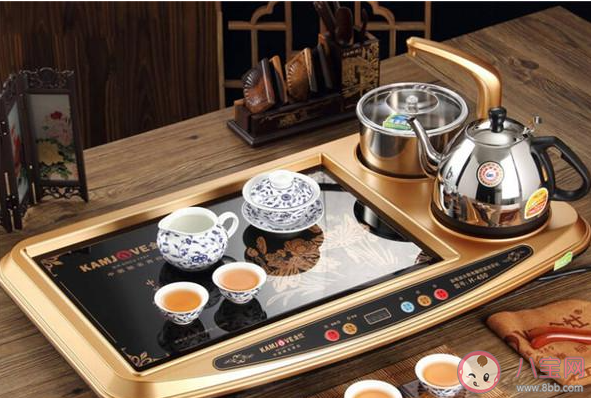 年轻人越来越爱喝茶了吗 电子茶具火了是什么原因 年轻人越来越爱喝茶了吗 电子茶具火了是什么原因