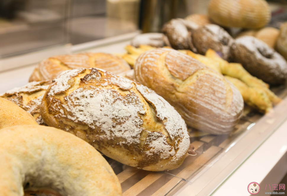 月薪多少可以买上百元的面包 精致面包究竟都是谁在买
