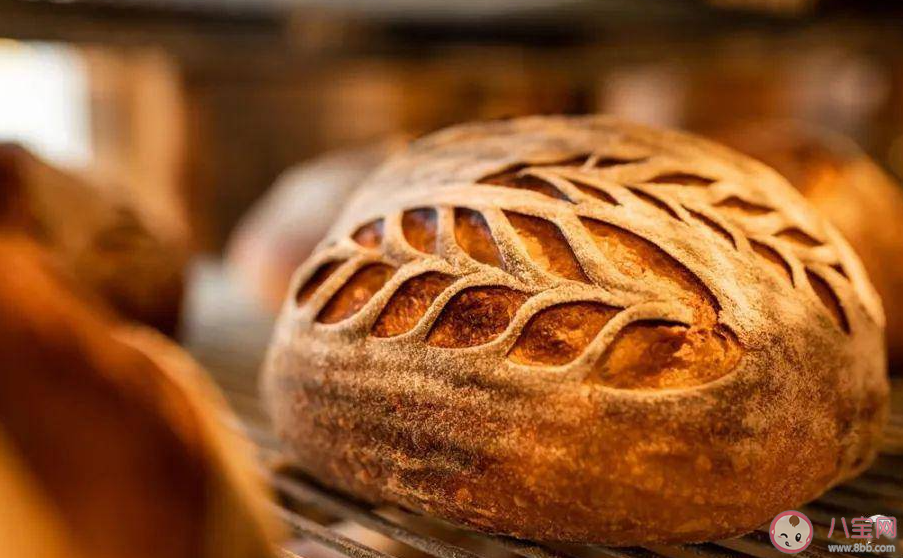 月薪多少可以买上百元的面包 精致面包究竟都是谁在买