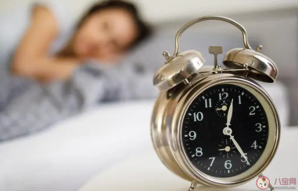 一天到底睡多久最好 保证睡眠时间到底有多重要 一天到底睡多久最好 保证睡眠时间到底有多重要