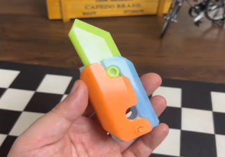 萝卜刀爆火后创始人仍住出租屋 萝卜刀是怎么火的