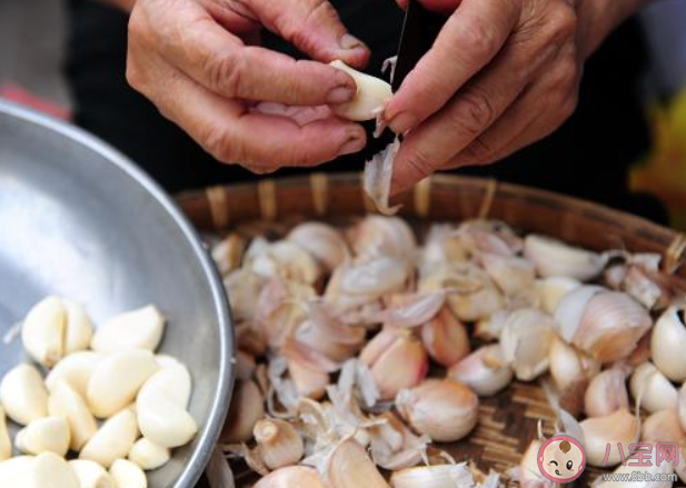 酸奶可以有效除蒜味吗 吃大蒜有什么好处 酸奶可以有效除蒜味吗 吃大蒜有什么好处