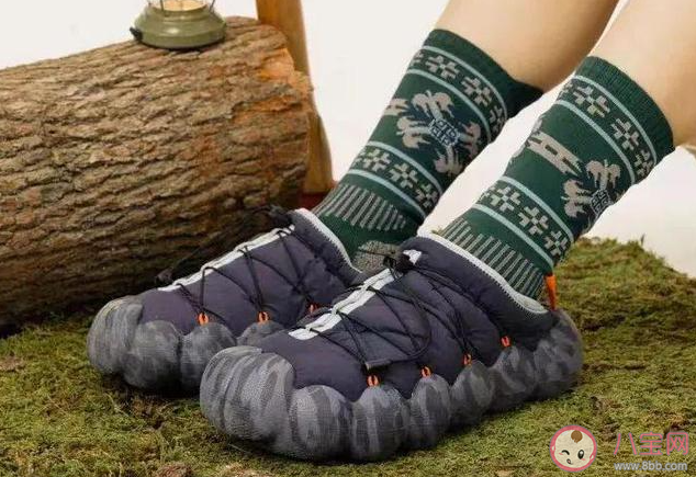 丑鞋频频翻红的原因是什么 资产为什么不爱中产鞋 丑鞋频频翻红的原因是什么 资产为什么不爱中产鞋