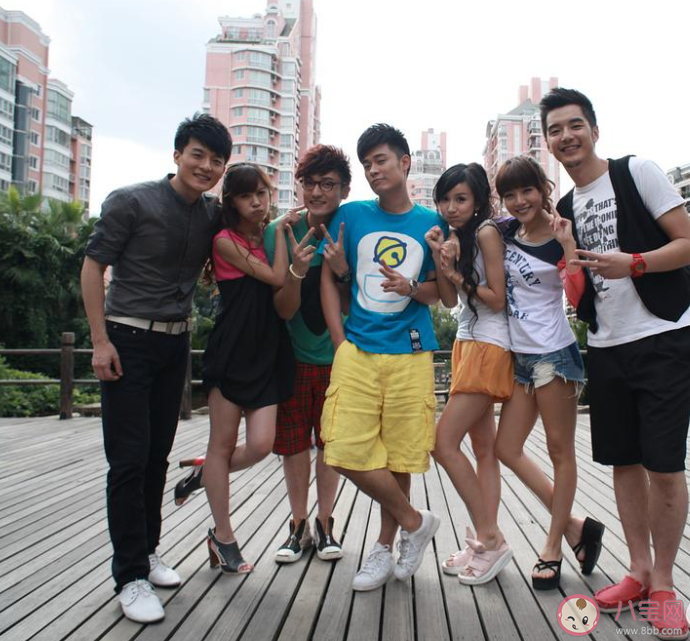 我猜你也想靠近吧是什么歌 《靠近》歌词歌曲介绍