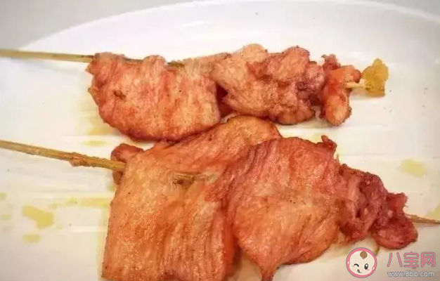 路边两元一串的里脊肉能吃吗 便宜的里脊肉是真的吗 路边两元一串的里脊肉能吃吗 便宜的里脊肉是真的吗