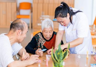 35岁开始规划养老晚不晚 攒够多少钱才有底气提前退休