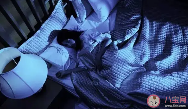 睡觉鬼压床了怎样快速醒来 鬼压床是怎么回事