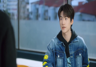 《以爱为营》易扬和郑书意的关系是什么 易扬是怎样的一个人