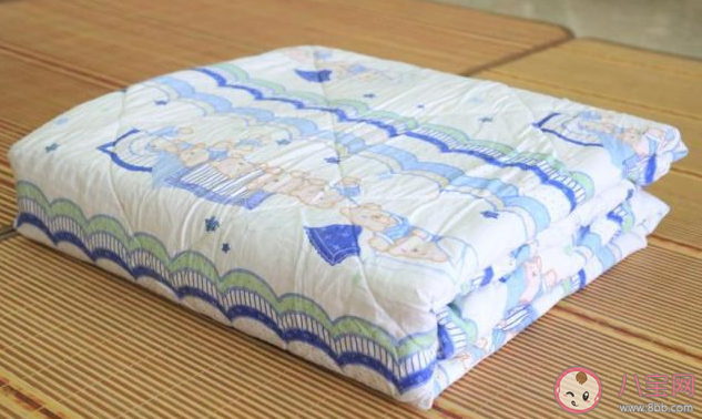 起床后立马叠被子不健康 每天必须要叠被子吗 起床后立马叠被子不健康 每天必须要叠被子吗