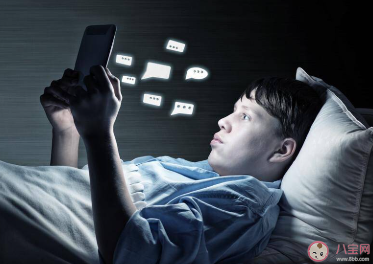 为什么总是无意识的刷手机 沉迷刷手机该怎么办 为什么总是无意识的刷手机 沉迷刷手机该怎么办