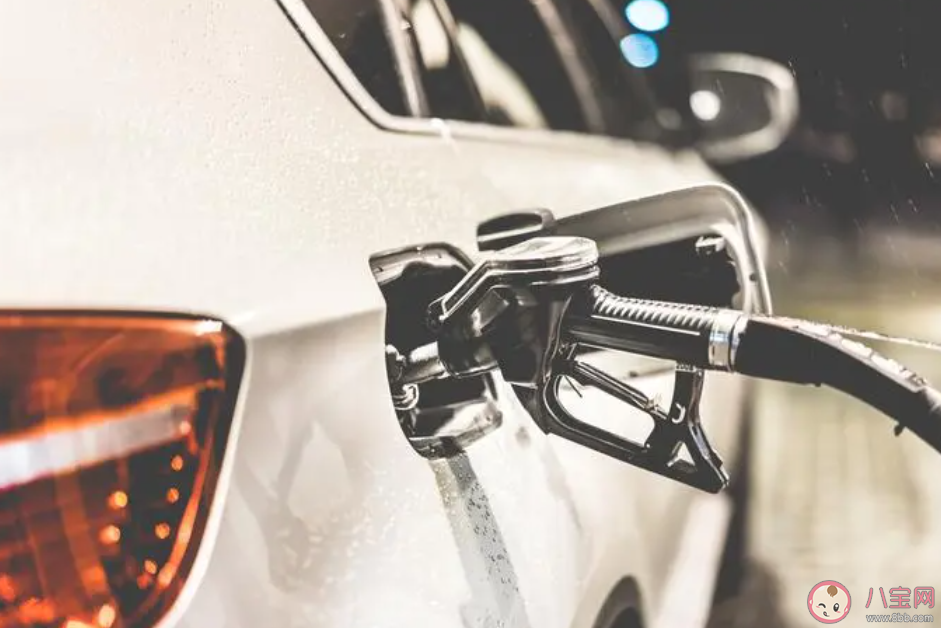 国内油价或将四连跌是真的吗 加油什么时候最划算