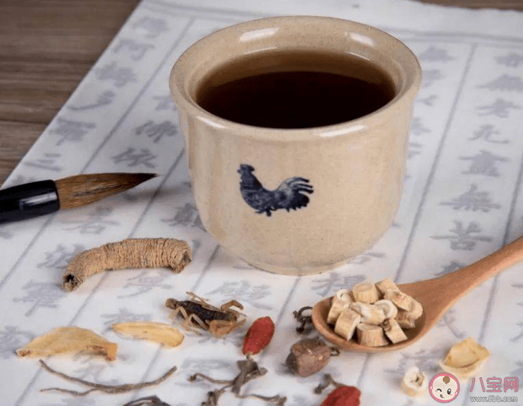 中药茶饮成年轻人养生新宠 为什么中药茶饮开始受欢迎