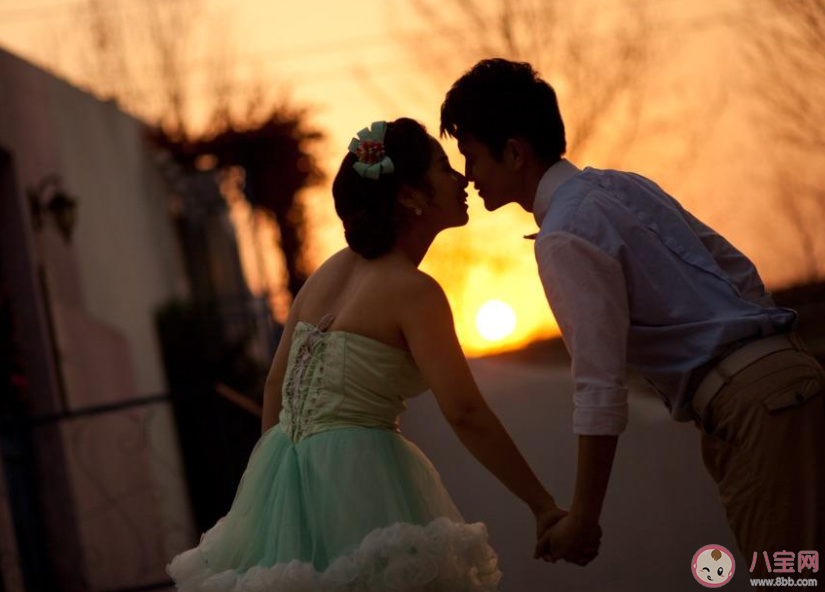 谈恋爱到什么程度才能结婚 恋爱和结婚有什么不同 谈恋爱到什么程度才能结婚 恋爱和结婚有什么不同