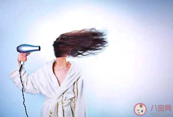 湿发睡觉会导致脂溢性皮炎吗 湿着头发睡觉到底好不好