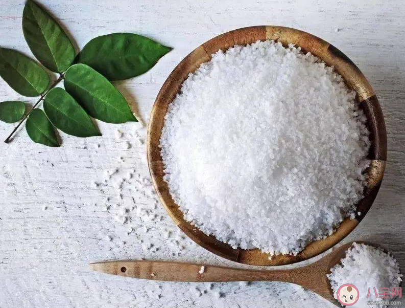 盐会变质吗 食盐过了保质期还能吃吗 盐会变质吗 食盐过了保质期还能吃吗
