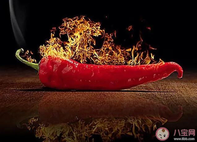 吃辣椒到底降血压还是升血压 长期吃辣和一点辣都不沾哪个更健康 吃辣椒到底降血压还是升血压 长期吃辣和一点辣都不沾哪个更健康