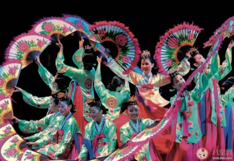 以下哪种民间表演艺术入选了人类非物质文化遗产代表作名录 蚂蚁新村12月19日答案 以下哪种民间表演艺术入选了人类非物质文化遗产代表作名录 蚂蚁新村12月19日答案