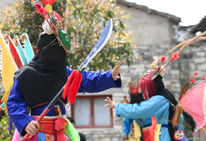 以下哪种传统民间戏剧在表演时要戴上木雕面具 蚂蚁新村12月28日答案 以下哪种传统民间戏剧在表演时要戴上木雕面具 蚂蚁新村12月28日答案