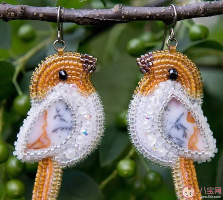 以下哪种刺绣工艺主要用珠子和亮片来创作 蚂蚁新村1月2日答案 以下哪种刺绣工艺主要用珠子和亮片来创作 蚂蚁新村1月2日答案