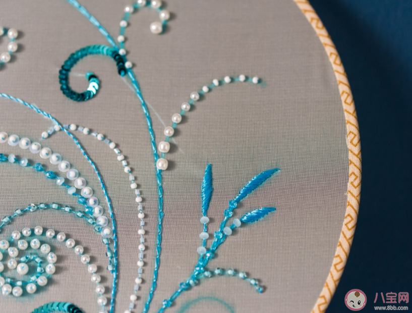 以下哪种刺绣工艺主要用珠子和亮片来创作 蚂蚁新村1月2日答案 以下哪种刺绣工艺主要用珠子和亮片来创作 蚂蚁新村1月2日答案