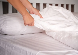 一个月不换的床单有多脏 多久换一次床单被套才合适