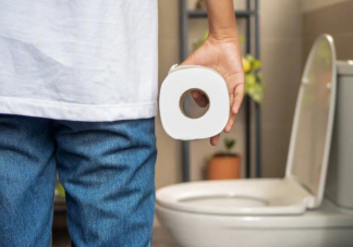 为什么一出游就便秘 有些人会认马桶是怎么回事