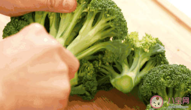 有些蔬菜的嘌呤比肉还高吗 痛风的人不能吃什么