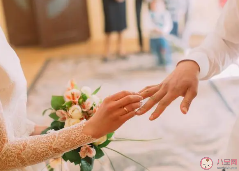 晚婚已从城市蔓延到农村了吗 为什么都选择晚婚了 晚婚已从城市蔓延到农村了吗 为什么都选择晚婚了