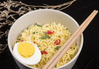 方便面真是垃圾食品吗 方便面能不能多吃