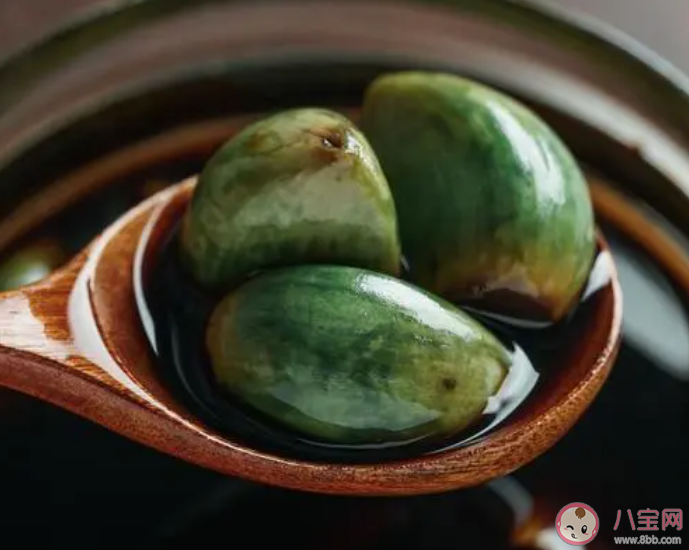 爱吃腊八蒜的人身体好在哪 腌蒜为什么要选在腊八前后