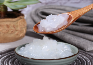 奶茶里的椰果真的是椰子做的吗 椰果能多吃吗