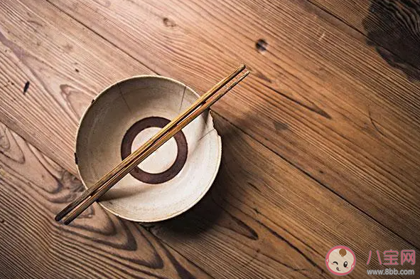 新年之前要丢掉旧碗筷吗 新年之前要准备哪些东西 新年之前要丢掉旧碗筷吗 新年之前要准备哪些东西