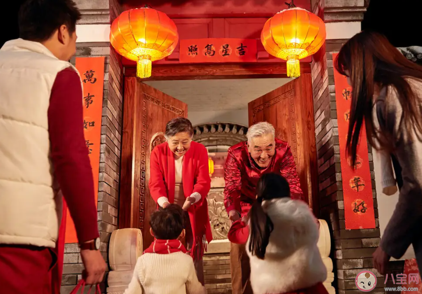 拜年是不是无意义社交 年轻人为何不喜欢拜年了 拜年是不是无意义社交 年轻人为何不喜欢拜年了