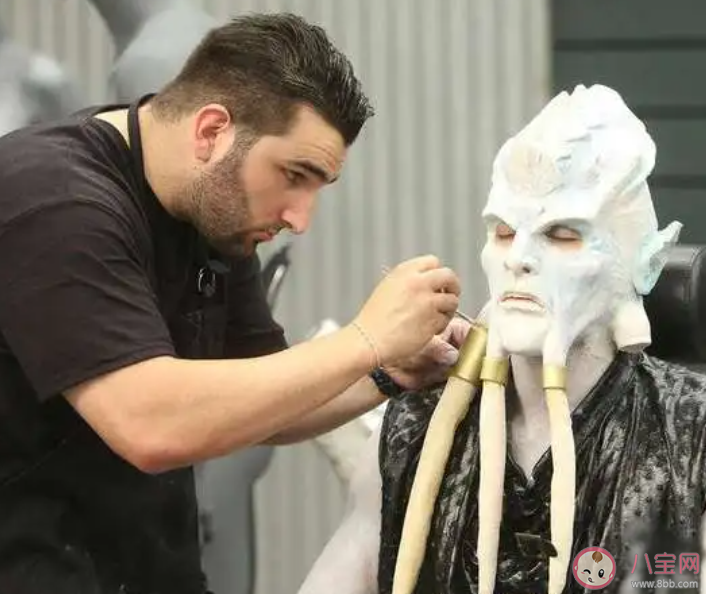 以下哪种职业拥有易容的神奇本领 蚂蚁新村1月25日答案 以下哪种职业拥有易容的神奇本领 蚂蚁新村1月25日答案