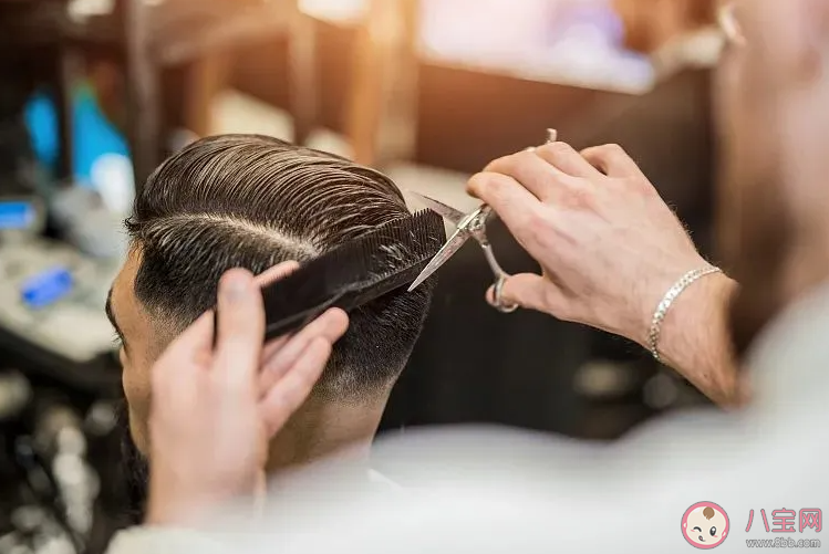 洗剪吹为什么越来越贵 花100多理一次发合理吗 洗剪吹为什么越来越贵 花100多理一次发合理吗