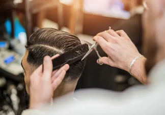 洗剪吹为什么越来越贵 花100多理一次发合理吗