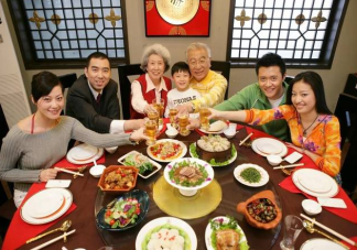 为啥各家吃年饭时间不一样 年饭的时间是如何定的