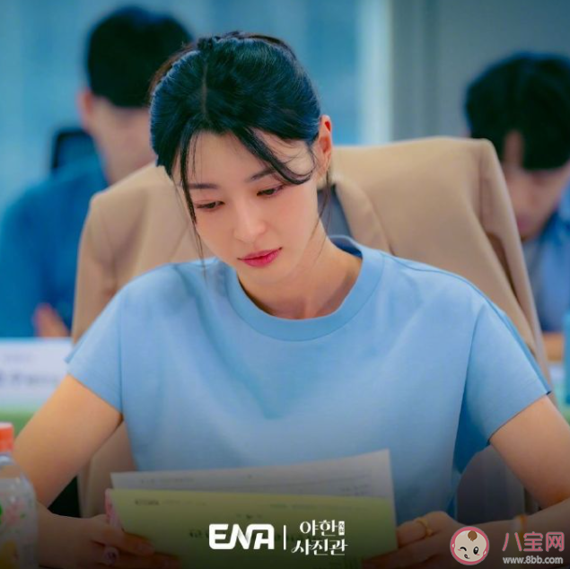 韩剧《夜限照相馆》讲的什么故事 《夜限照相馆》每周几更新