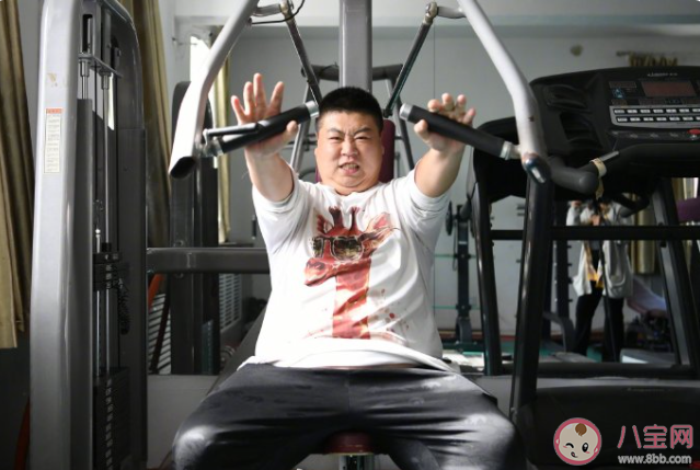 医生称贾玲式减肥要有诊疗团队 普通人该如何减肥