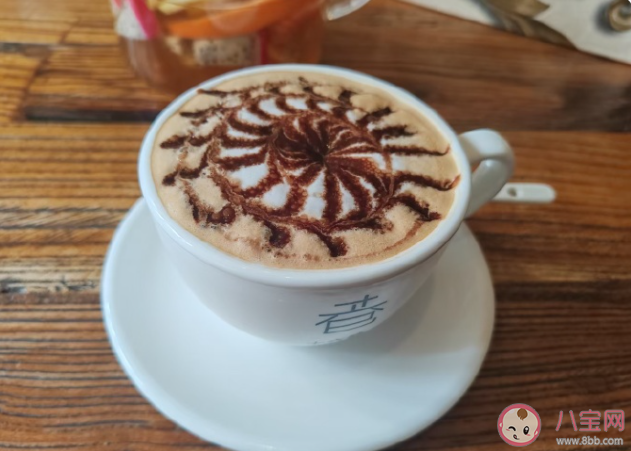 短剧爆款编剧月入可超10万 短剧为什么那么火