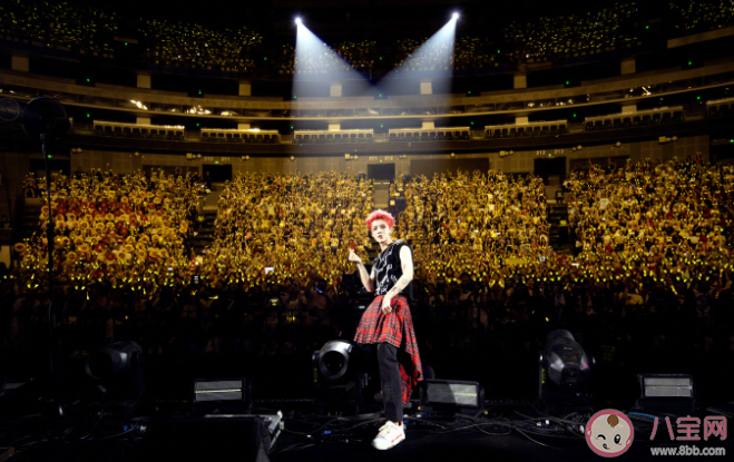 鹿晗《影子》歌词是什么 《影子》歌词歌曲介绍 鹿晗《影子》歌词是什么 《影子》歌词歌曲介绍