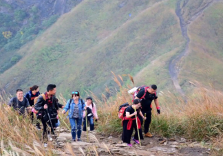 越来越多年轻人开始山野穿行是怎么回事 山野穿行要注意些什么