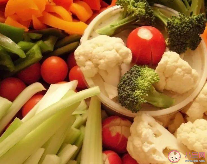 吃光敏性食物更容易变黑吗 哪些食物是光敏性食物