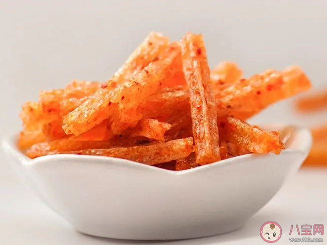 卫龙辣条销量下滑近20%是怎么回事 年轻人不喜欢吃辣条了吗