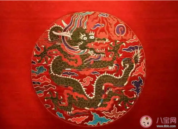 以下哪句诗描写的是云锦之美 蚂蚁新村3月28日答案